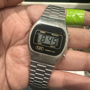 Working Vintage 1970's Tozai LCD Digital Mens Watch New Battery 34.3mm Fit 7.5in